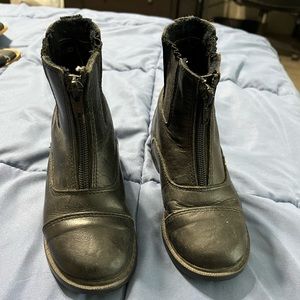 Child’s paddock boots toddler size 10